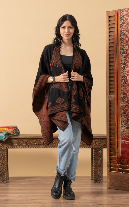 Alpaca Ruana, Nazca, Canela & Black