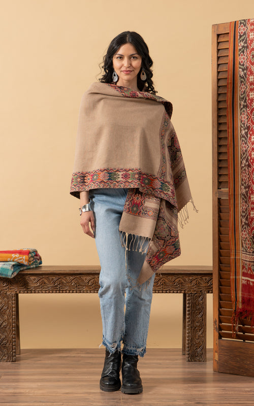 Tribal Shawl, Beige Geometric
