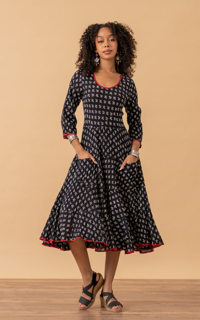 Santa Fe Dress, Long, 3/4 Sleeve, Black Calico