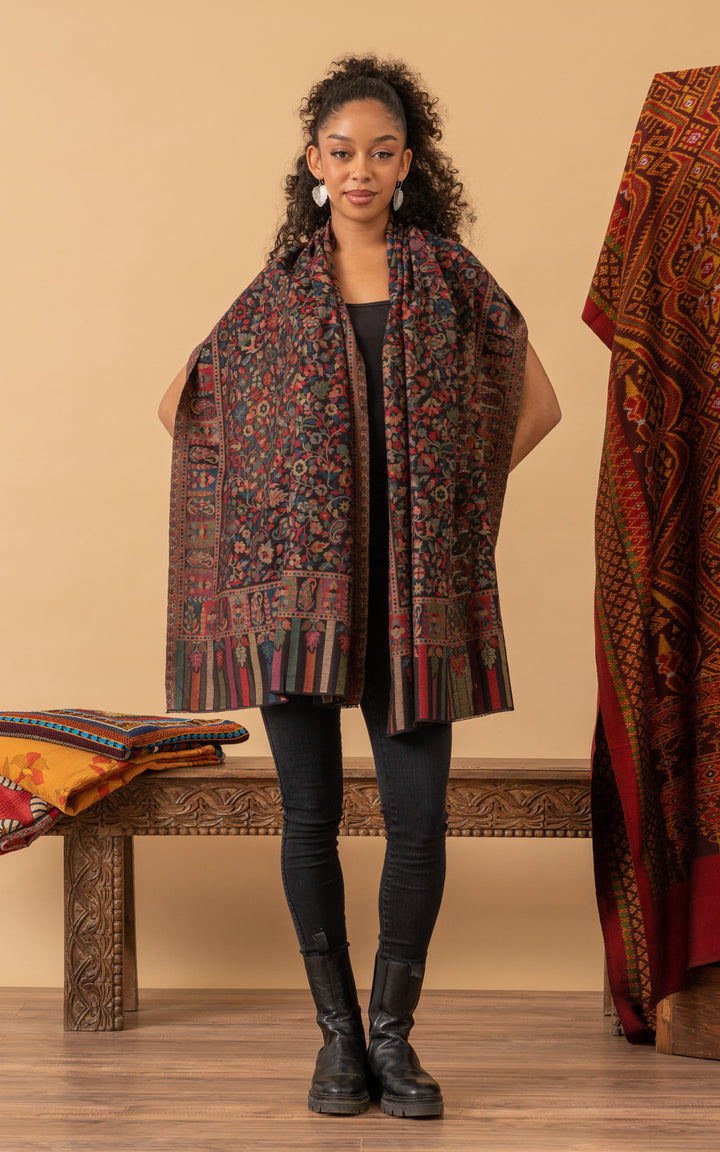 Special Shawls – Passementrie